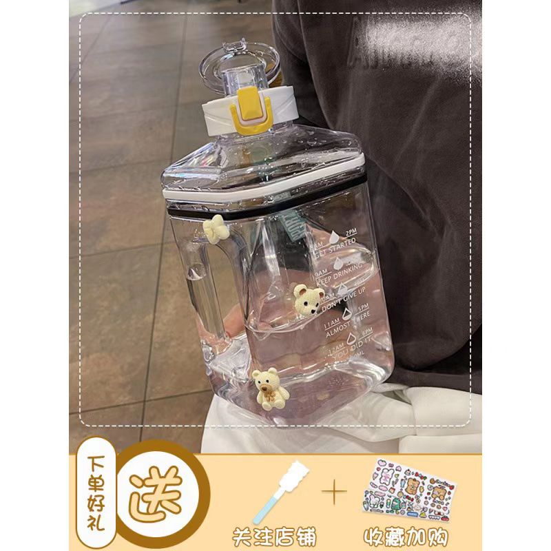 2L ton bucket, high appearance level, sports large water bottle, 2000ml large water cup, large capacity water bucket cup, children Application Scenario