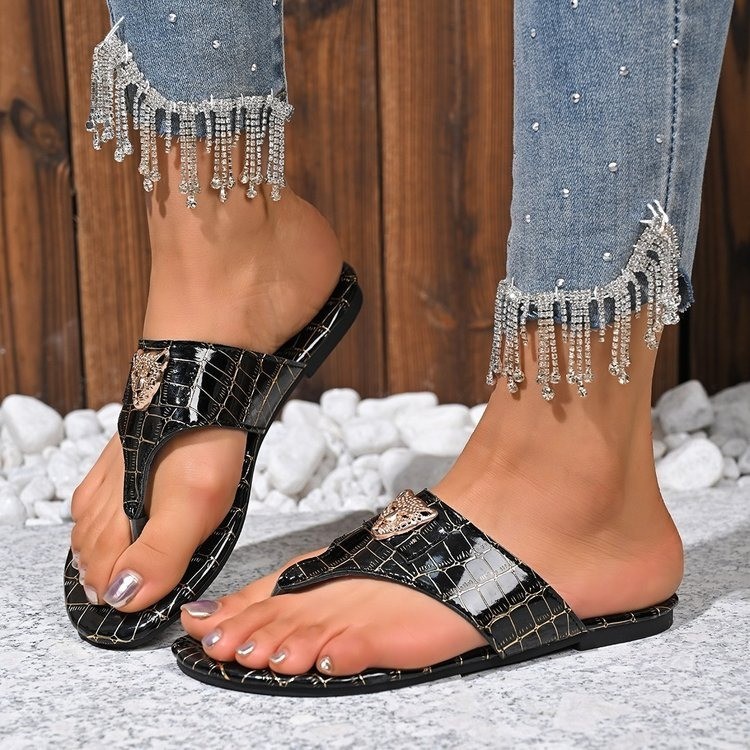 European and American export large-sized flat-bottomed one-toe slippers for women, cross-border stone-patterned open-toe beach flip-flops Slipper full figure
