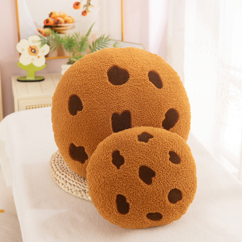 Creative and cute cartoon ins cookie dolls, plush toys, cookie dolls, throw pillows, girls' sleeping throw pillows as gifts Application Scenario