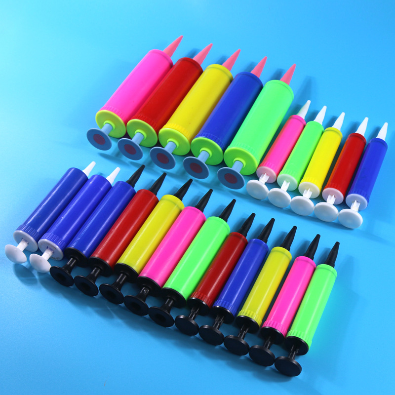 Wholesale balloon pumps, air pumps, hand-pushed portable air pumps, swimming pool swimming rings, air pumps, swimming rings, air pumps full figure