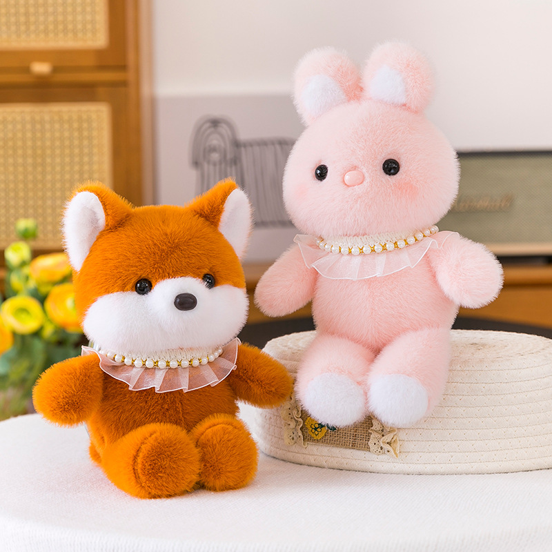 New cute pearl necklace, raccoon plush toy, little rabbit doll, soothing doll, Run Run Run Table companion series details Picture