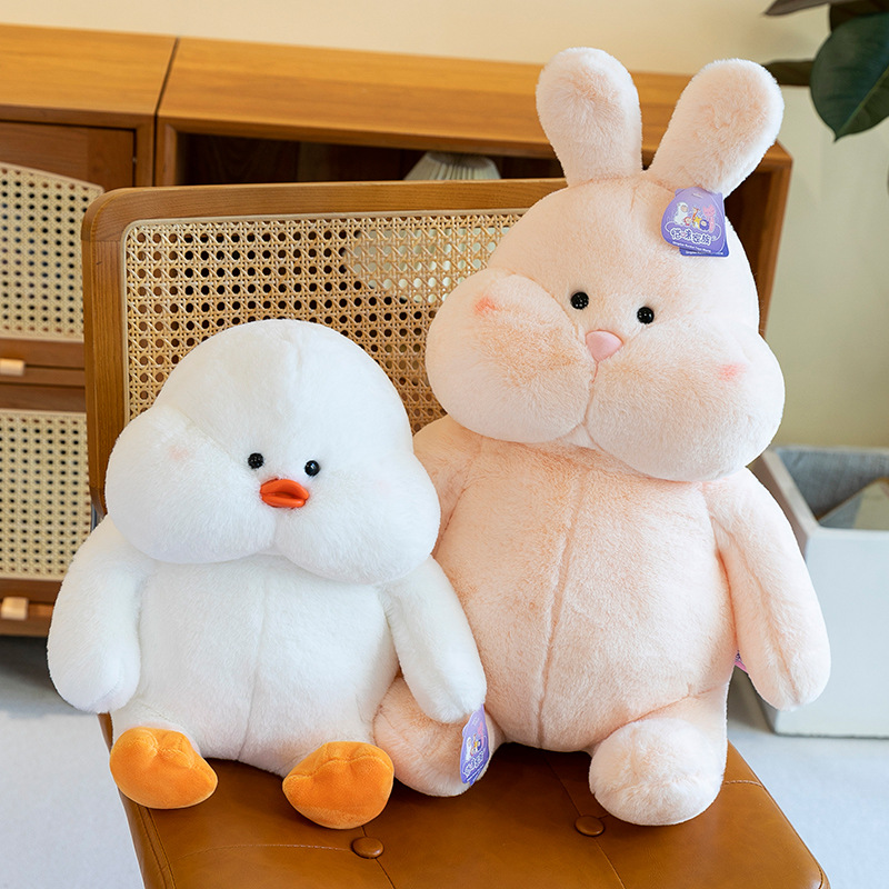 Cute little duck figurines, adorable bear soothing dolls, girls' bed sleeping cushions, and claw machine dolls details Picture