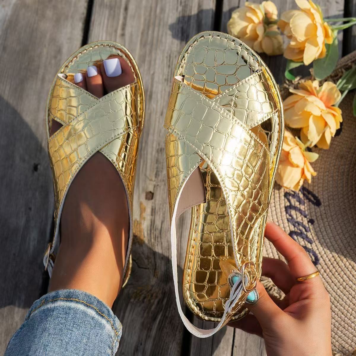 New summer style of women's sandals for export from Europe and America, large-sized cross-border fish-mouth cross-buckle women's sandals 43 details Picture