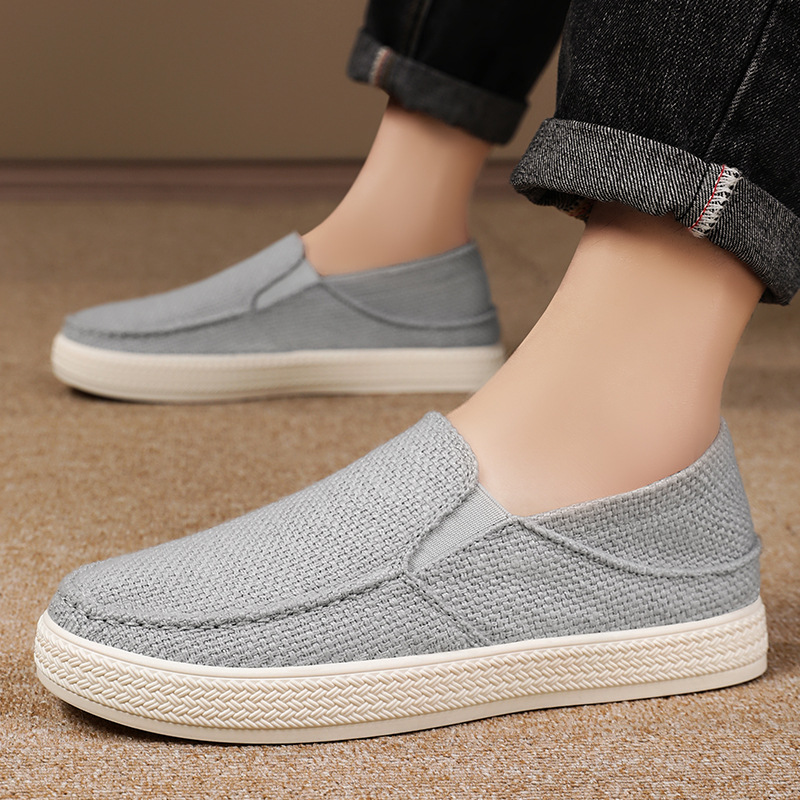 Men's casual shoes, old Beijing cloth shoes, Doudou shoes, men's shoes, breathable and non-smelly feet, Dad's shoes, one-step men's shoes Application Scenario