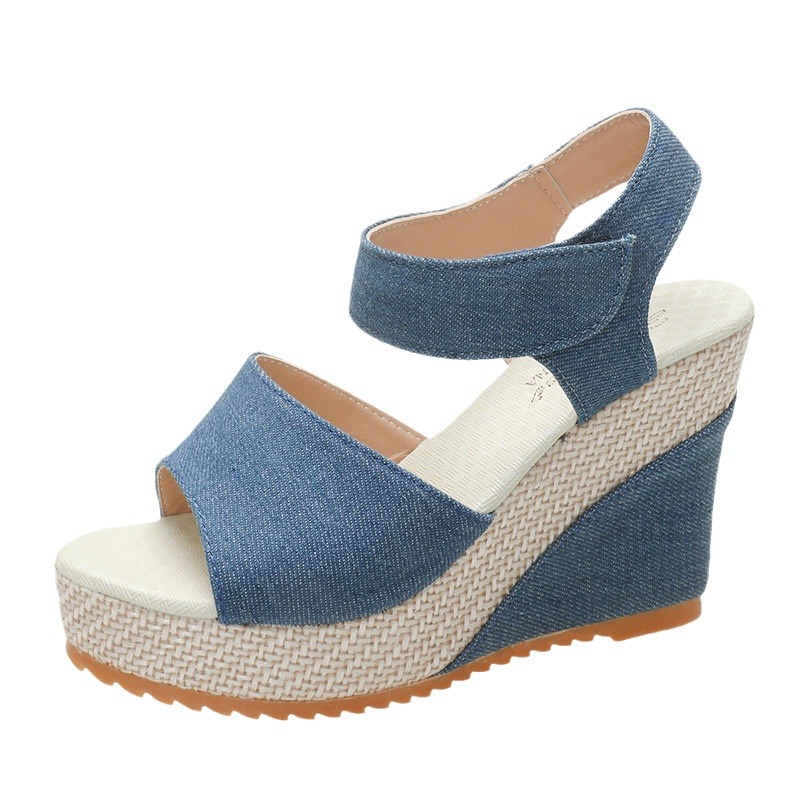 Women's sandals for summer 2024, new thick-soled cross-border trade, large-sized fabric fish-mouth one-strap, European and American high-heeled sandals Item Picture