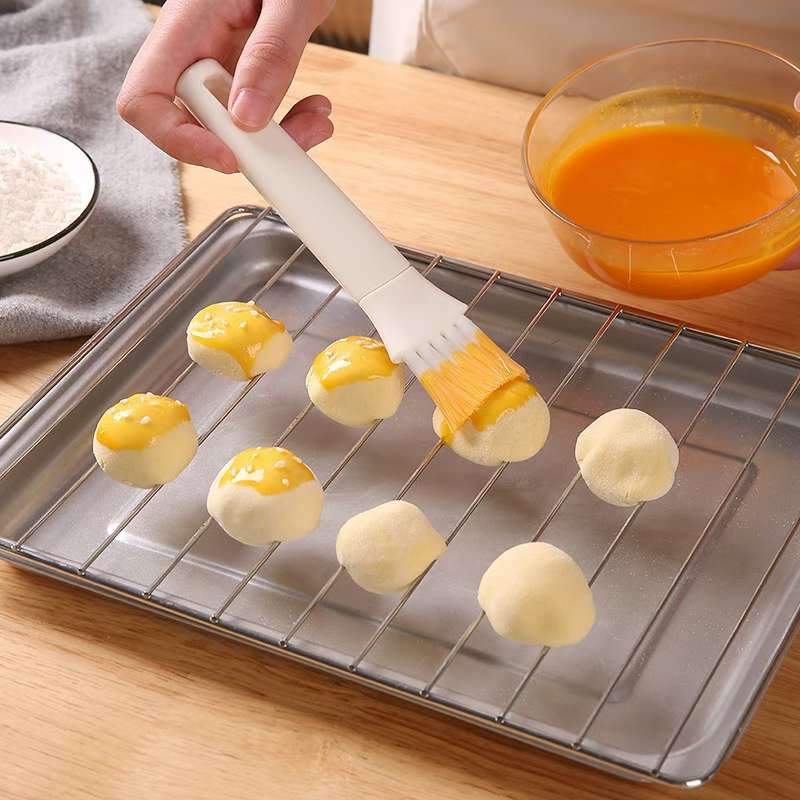 Lace pizza cutter, pastry roller knife, baking tools, pizza knife roller, manual embossed pastry cutter, plastic cake knife undefined