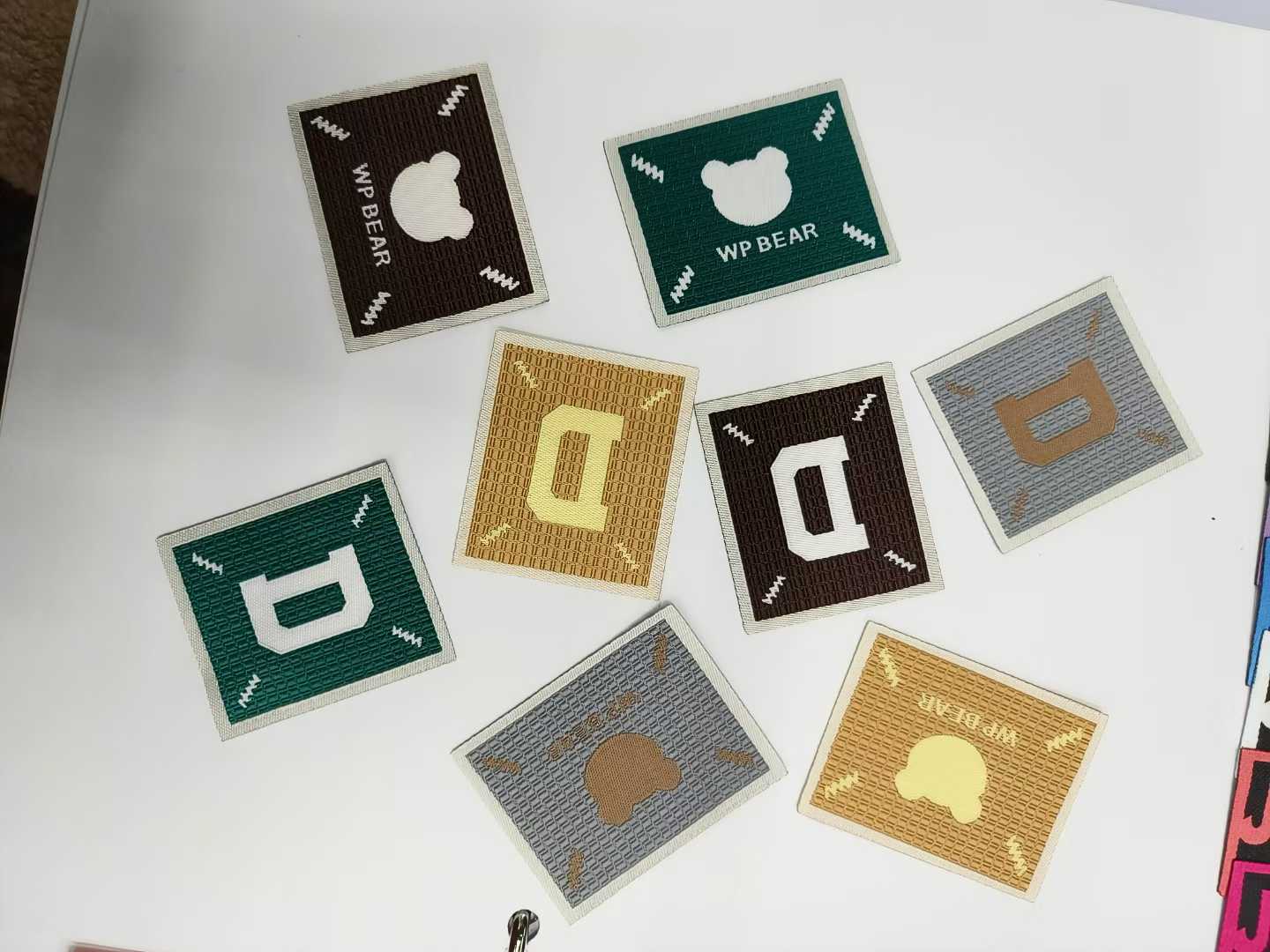 时尚字母布标服装商标织唛小众设计水洗标服装辅料补丁布贴