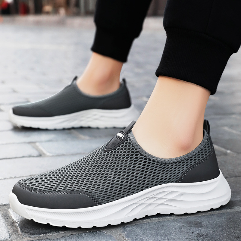 Men's shoes: Breathable and odorless, net shoes, solid color, versatile, casual shoes, men's shoes, one-step dad shoes, lazy shoes Application Scenario