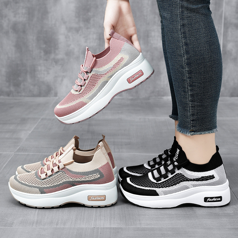 Mom shoes are versatile. Spring thick-soled casual style women's shoes manufacturer wholesale and consignment, height-increasing shoes, breathable mesh shoes for women Application Scenario