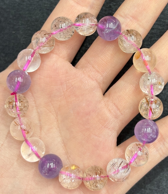 Velvet handicrafts, wedding decoration gifts, high-end handicrafts, gifts, promotional items, creative home ornaments, natural crystal bracelets, amethyst with south red hairstone, natural stone Specification image