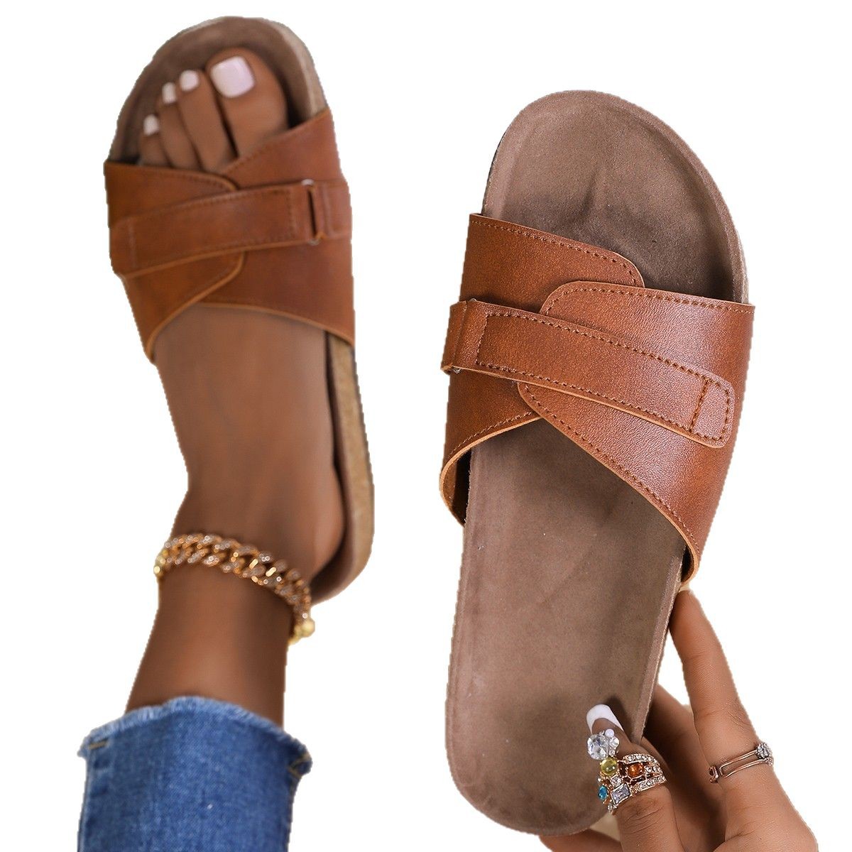 New large-sized flat slippers for women in summer 2025, a one-line casual outdoor beach flat cool slippers Item Picture