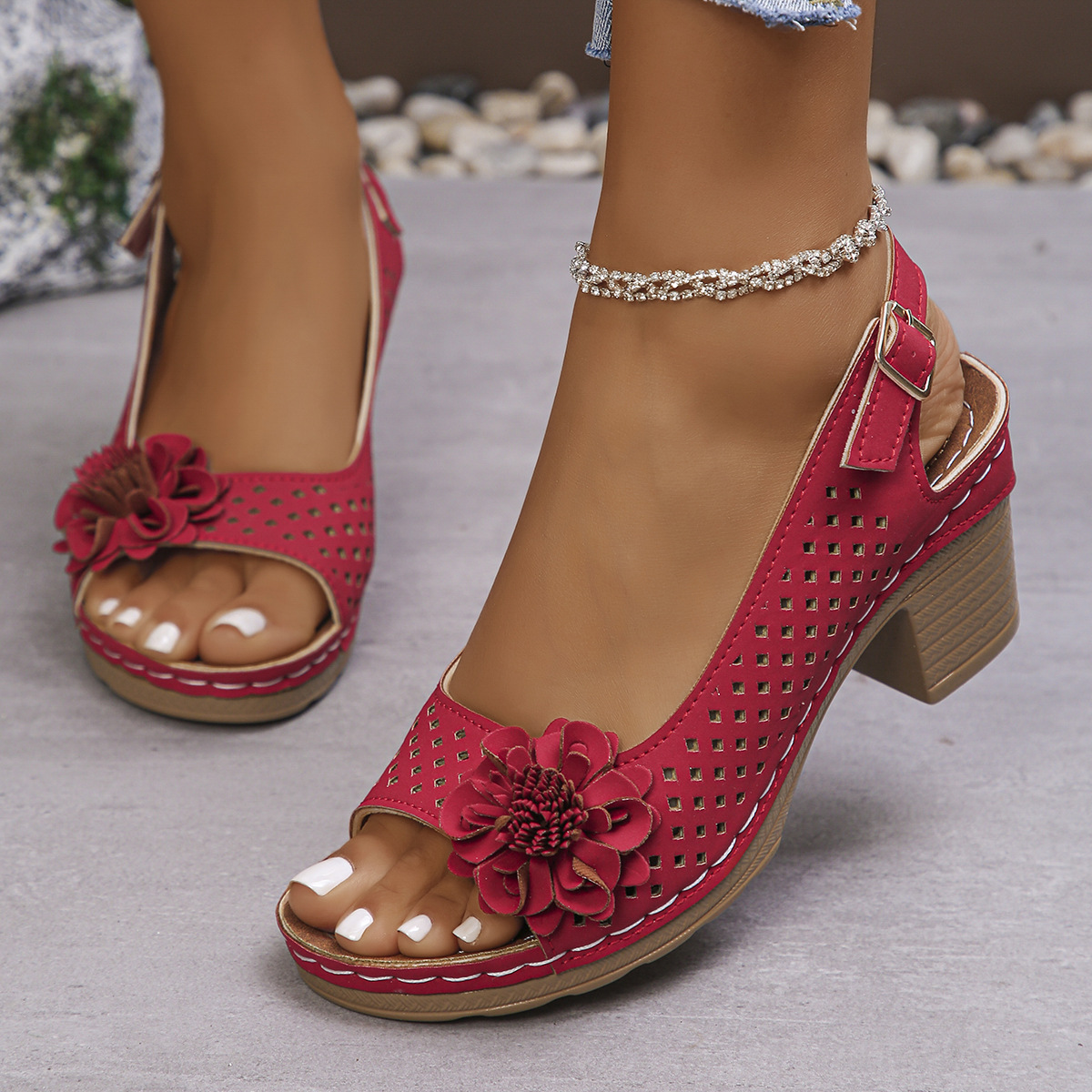 Women's Sandals Large Size European and American 2025 fashion fish-mouth chunk-heeled sandals Flower sandals full figure
