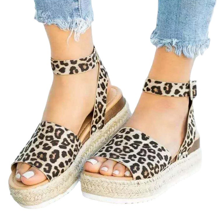 Large-sized women's shoes for export, thick-soled women's sandals, one-shoulder buckle with wedge heel and hemp rope, light-soled thick-soled high-heeled sandals for women, European and American style Application Scenario