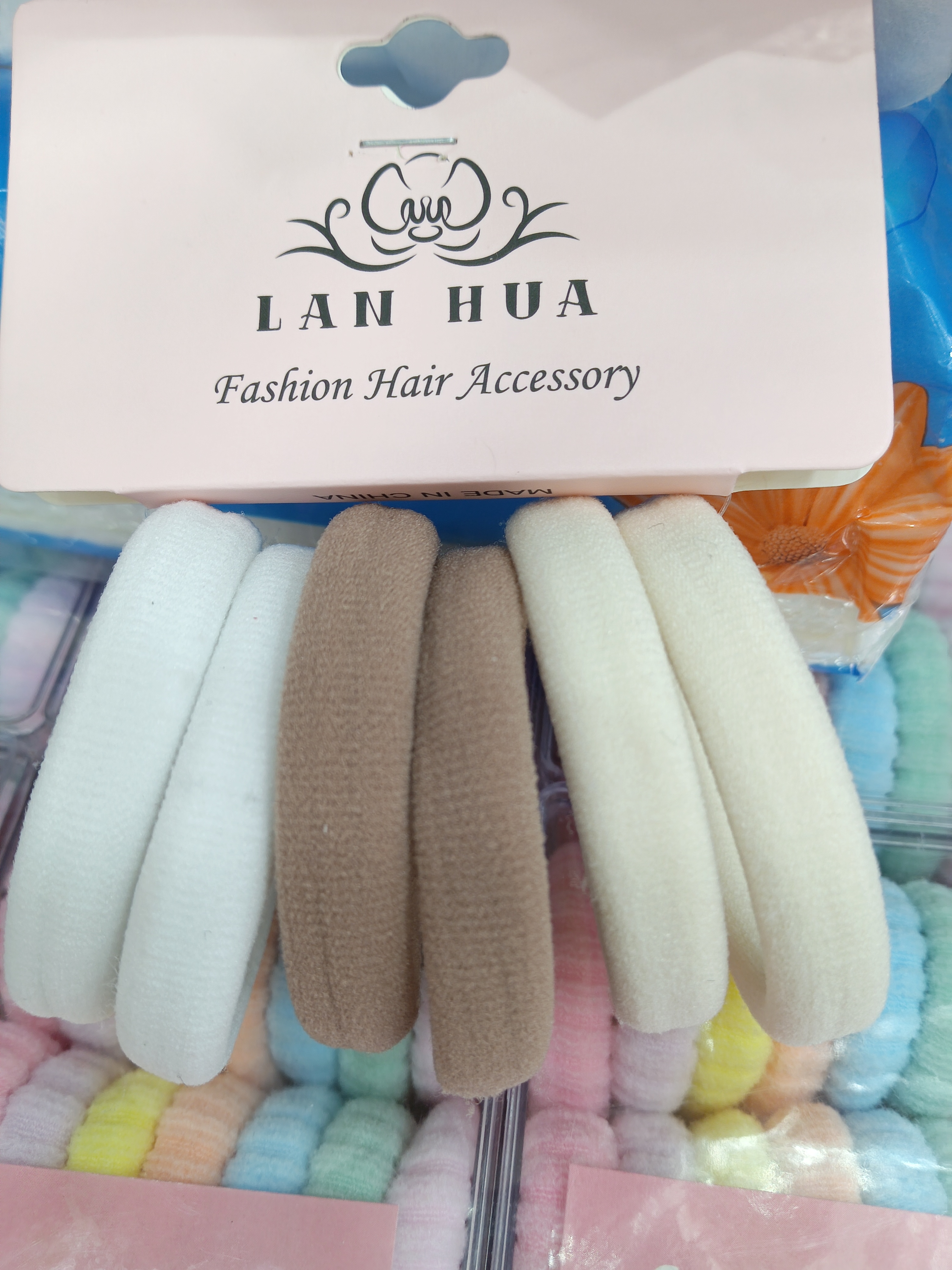 Large intestine hair bands, hair accessories, hair ties, simple large intestine hair bands, hair accessories, hair accessories, versatile hair band accessories for girls, multiple styles to choose from Application Scenario