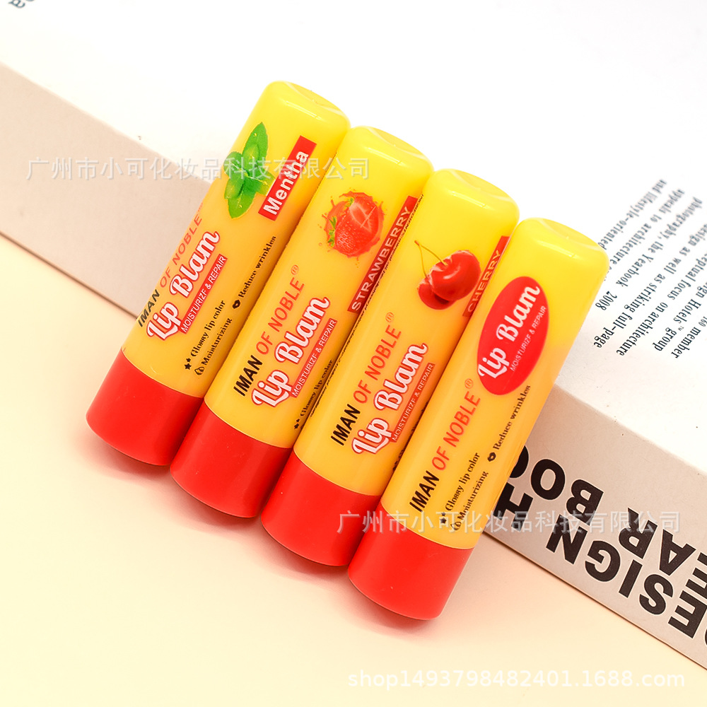 Only export [IMAN OF NOBLE] LB-62A Fruit-flavored transparent Colorless Moisturizing LIPBALM Application Scenario