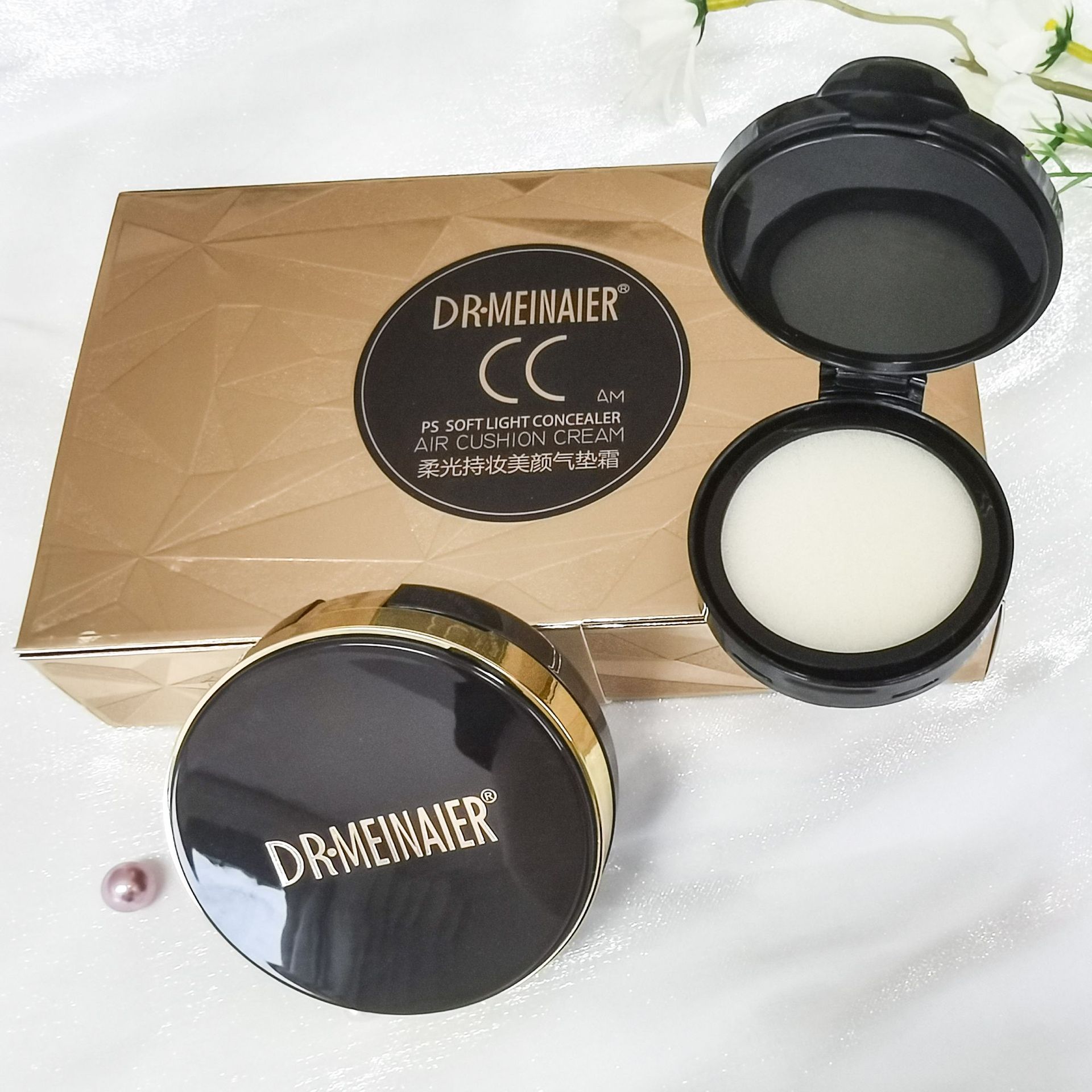 Cross-border Skin-friendly rejuvenating Cushion CC Cream comes with a replacement set, long-lasting setting, Moisturizing, hydrating, concealing and nude cream full figure