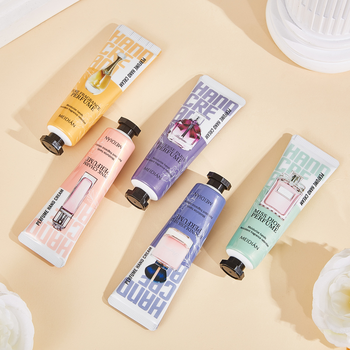 Cross-border Exclusive - Meidian Moisturizing, Hydrating, Moisturizing, Long-lasting Fragrance Hand Care, Hand Mask, Perfume and Hand Cream Set Application Scenario