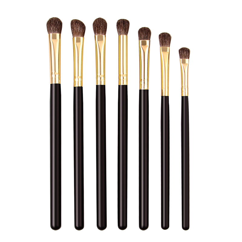 Cangzhou horsehair sickle nose shadow brush, nose wing shading animal hair contouring shadow, oblique head makeup brush, eyeshadow brush, soft hair Item Picture
