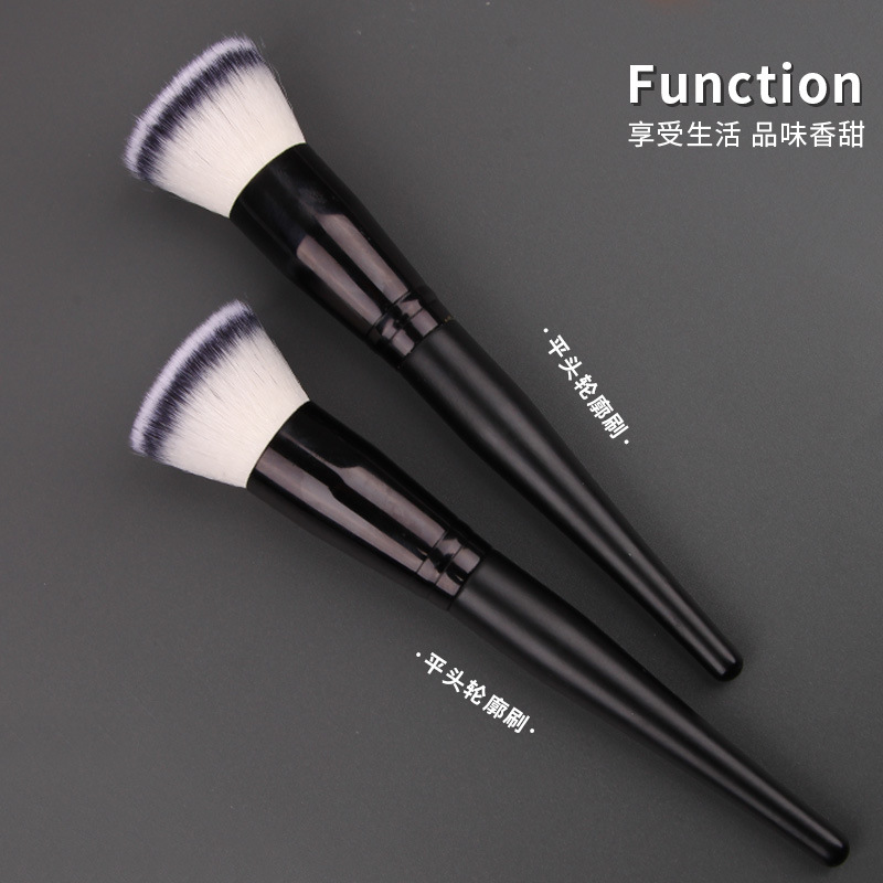 Single flat-head foundation brush, facial shadow contour brush, beginner's makeup brush, portable beauty tools wholesale Application Scenario