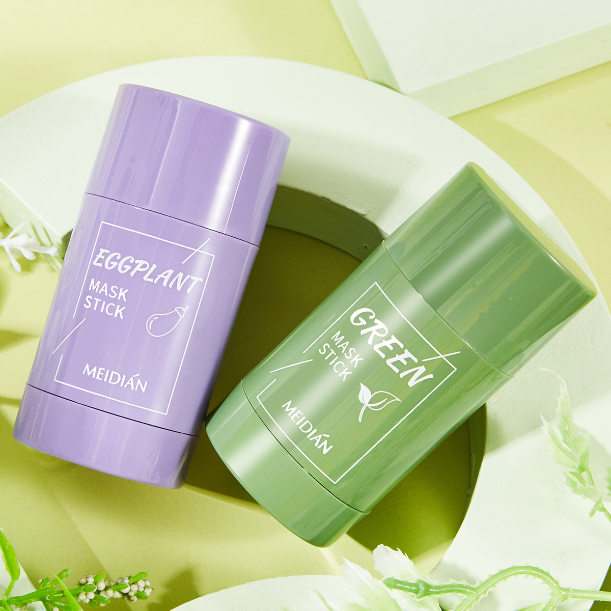 The best-selling Meidian Green Tea Solid Mask deeply cleanses, hydrates, controls oil, shrinks pores, and uses a smearing mud mask stick for moisturizing Application Scenario