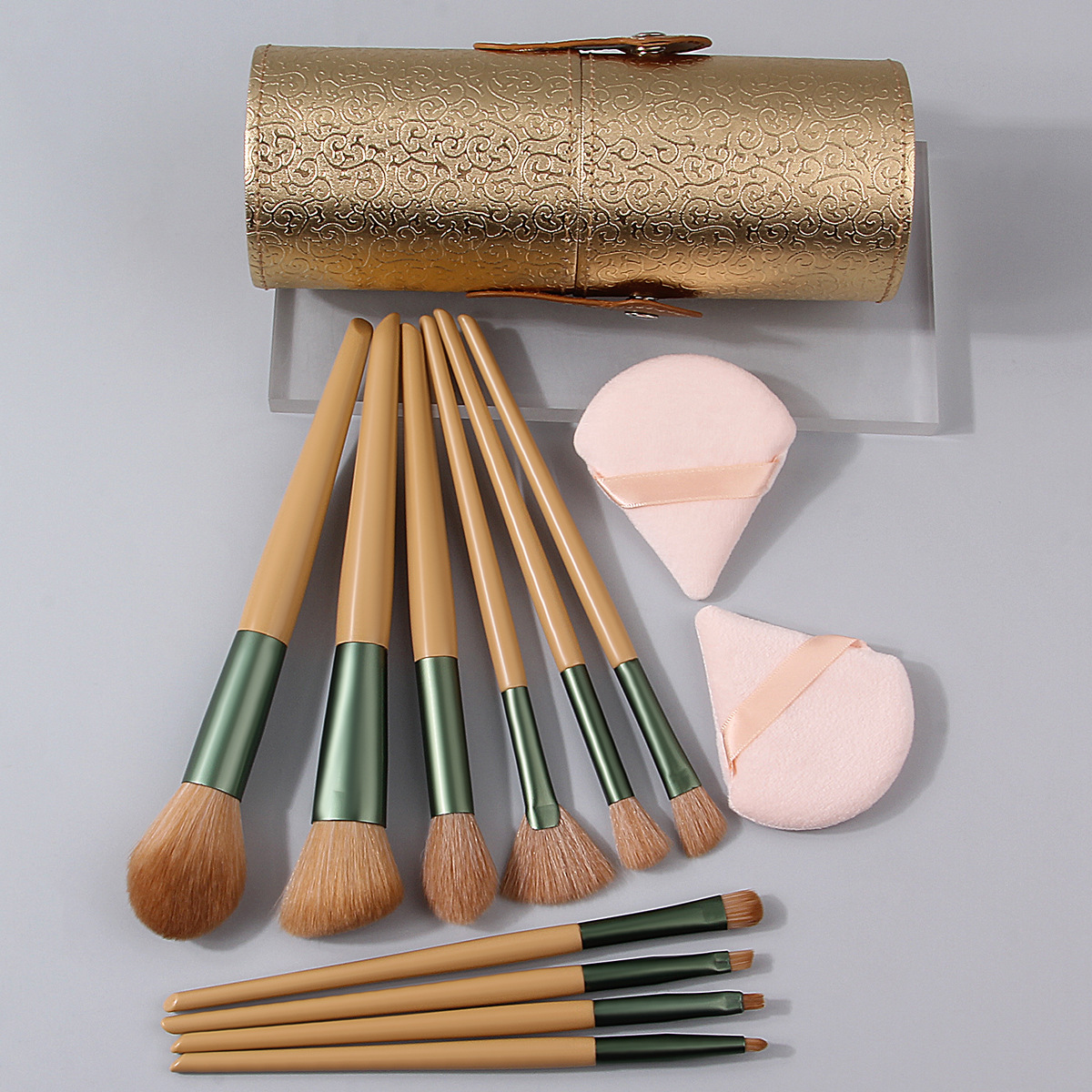New 10-piece soft-bristled makeup brush set, portable storage bucket set, tool gift, triangular powder puff, factory direct sales details Picture