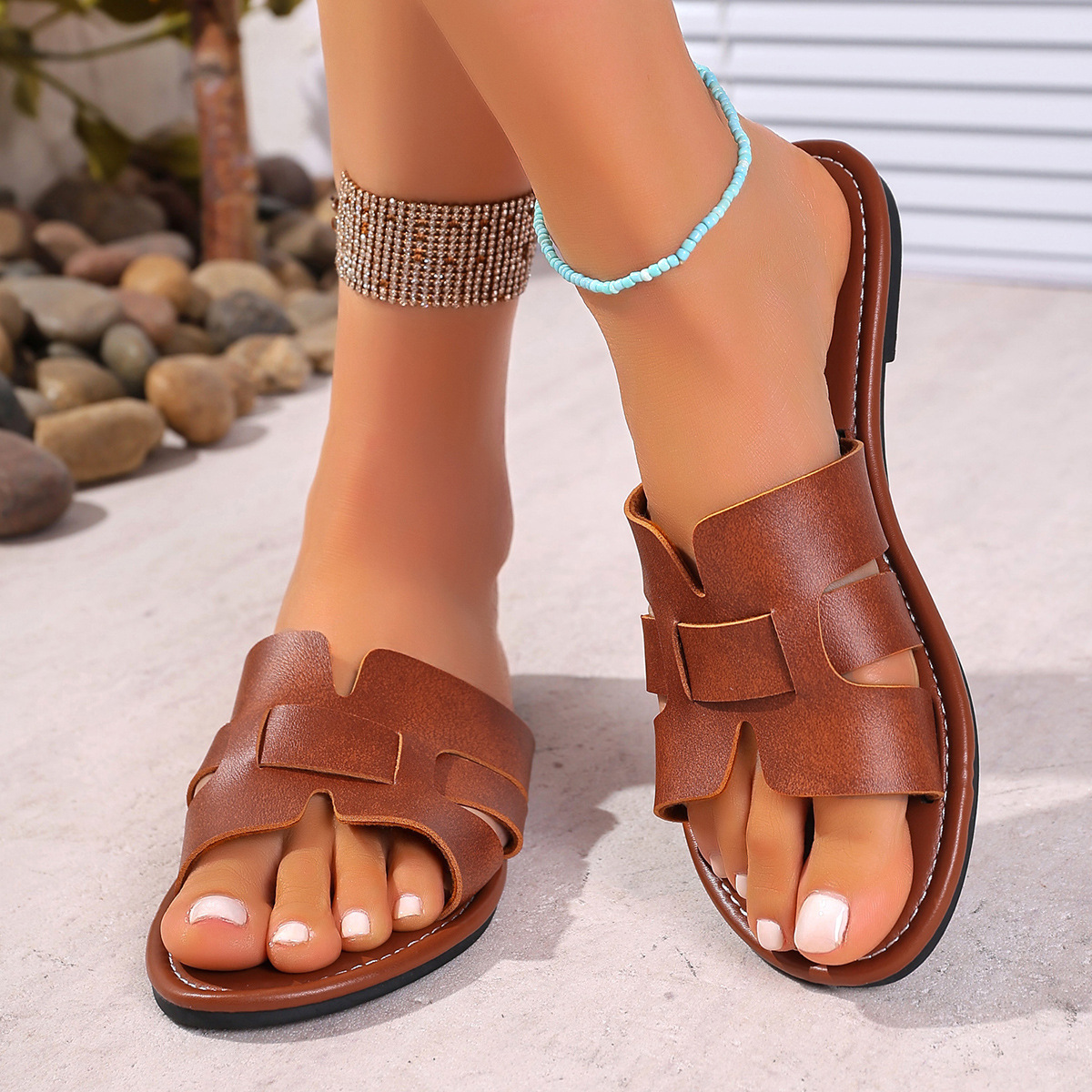European and American trade large size one-piece solid color flat slippers for women spring/summer 2025 new style womens slippers Specification drawing