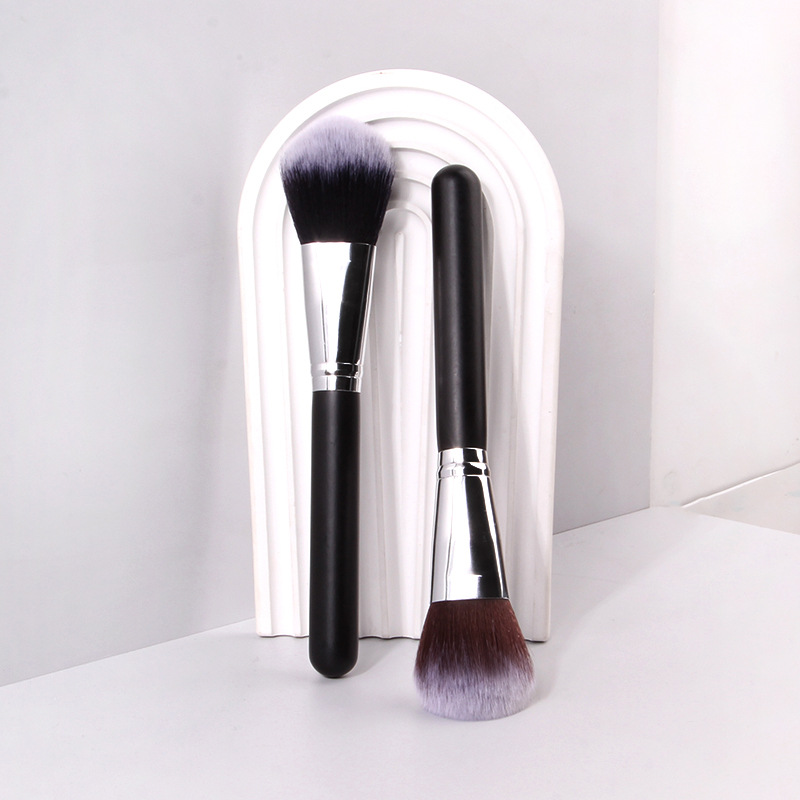 Black wooden-handled single loose brush, soft fiber bristle setting brush, portable blush brush, beauty tools in stock for wholesale Specification drawing