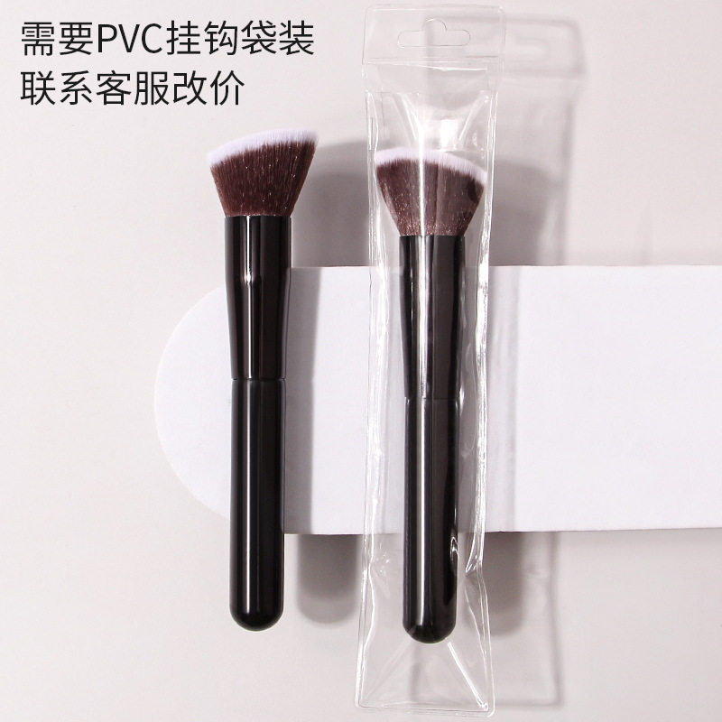 Single portable makeup foundation brush, traceless base makeup brush, angled multi-functional facial makeup single brush full figure