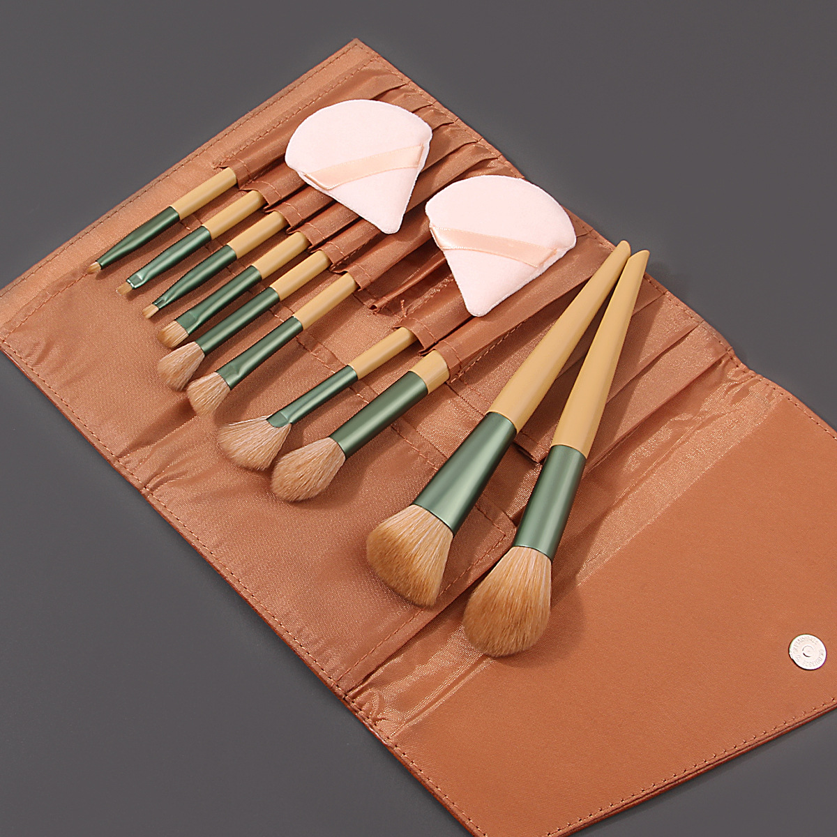 Beginner's 10-piece makeup brush set, soft triangular powder puff, PU leather portable makeup bag, complete set of beauty tools Specification drawing