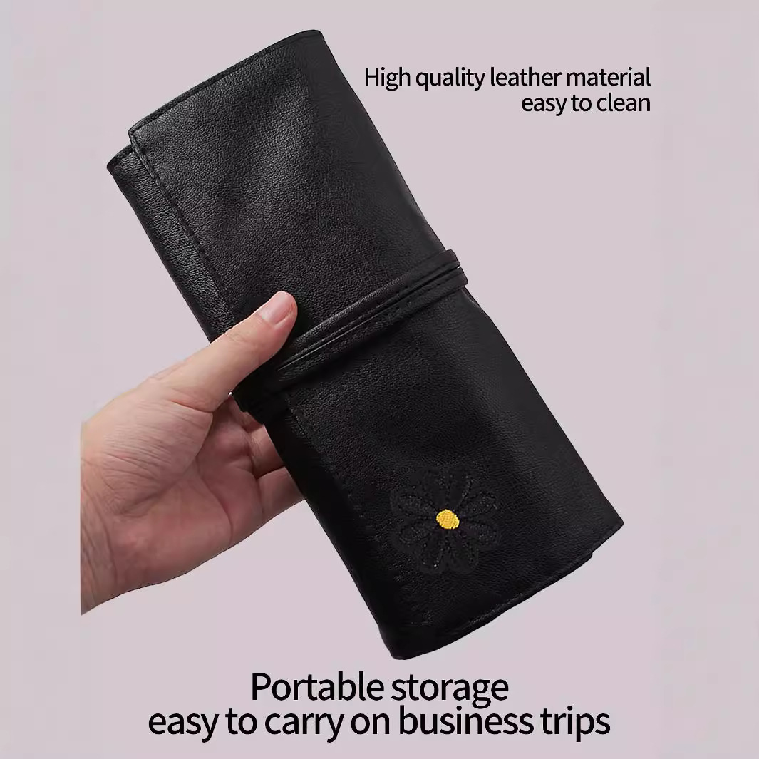 A complete set of 14 high-end makeup brushes, including loose powder, blush and eyeshadow brushes, is portable with 12 holes and a strap for storage Specification drawing