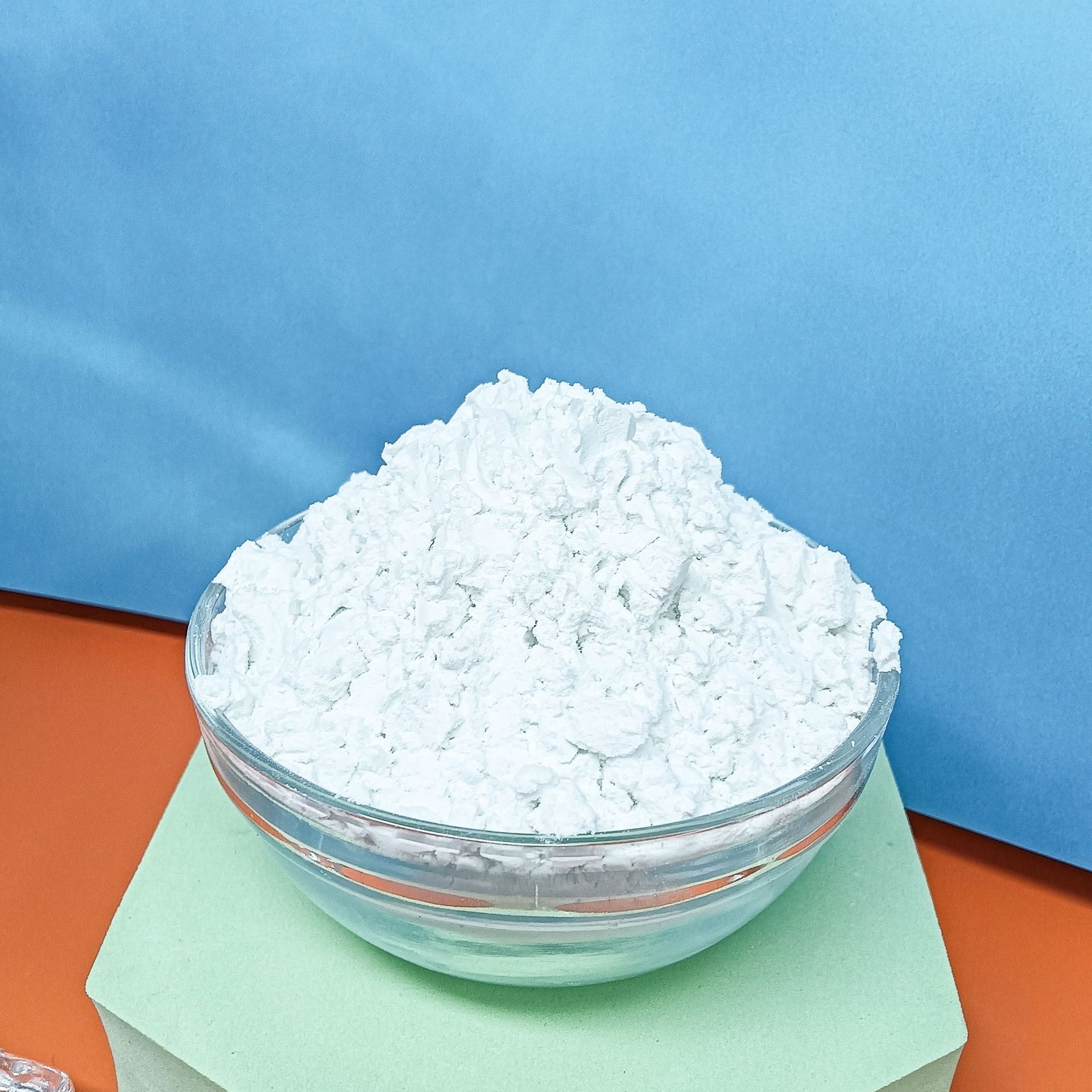 Cross-border beauty salon Gold Mask Powder White Gold Soft Mask Powder 24K Brilliant Moisturizing and hydrating Skin Wholesale price Application Scenario