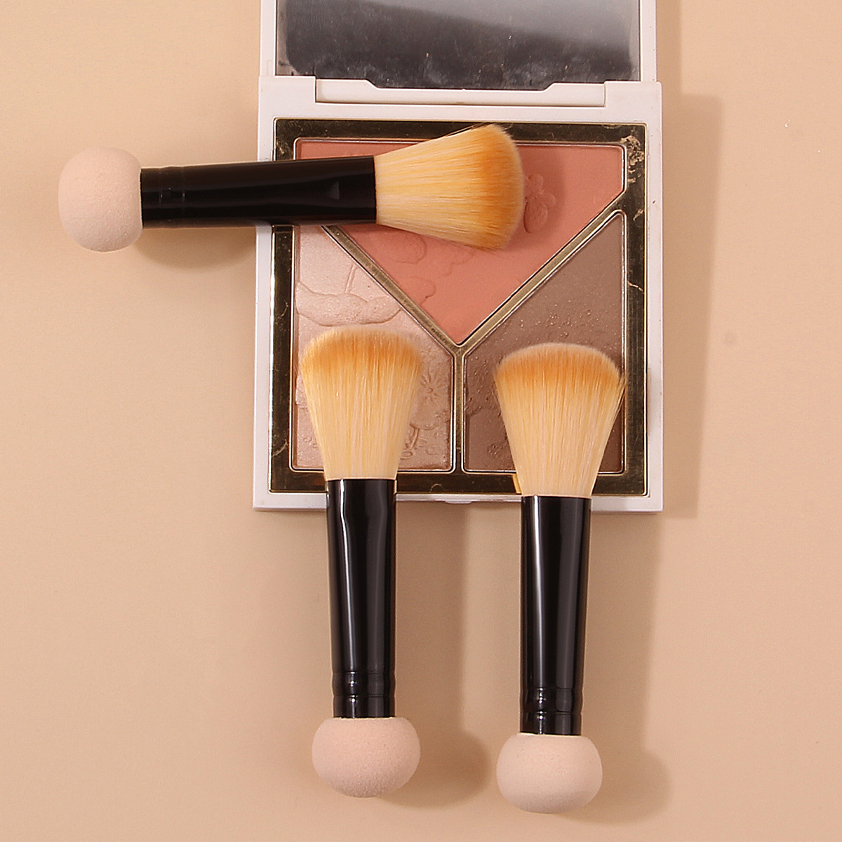 3 multi-functional dual-head makeup brushes, loose powder blush brush, soft and powder-free sponge head concealer brush, makeup tools Specification drawing