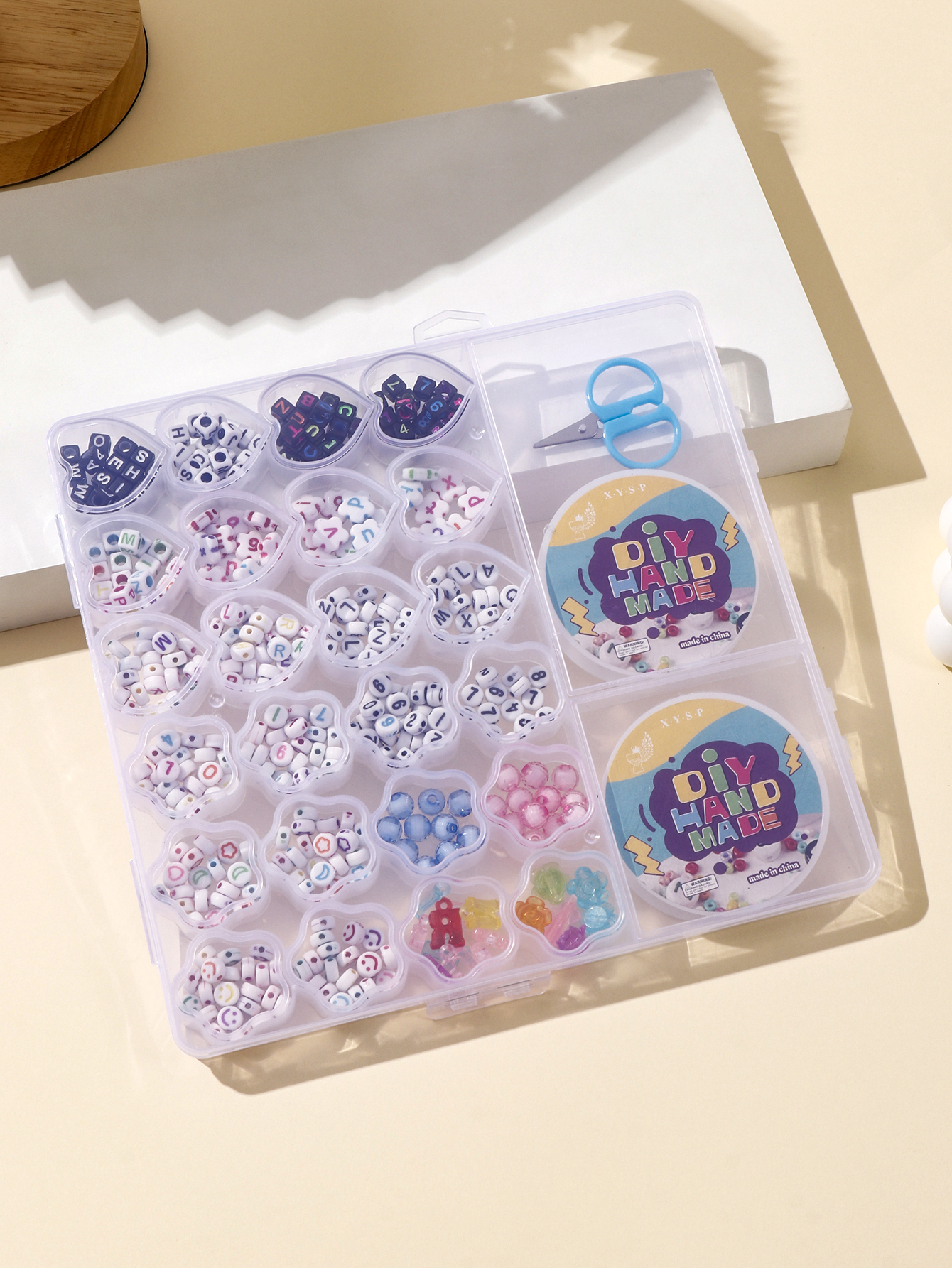 Cross-border chain bead toys, necklaces, bracelets, beads strung together, children's bead stringing, girls' diy handmade set box 1 details Picture