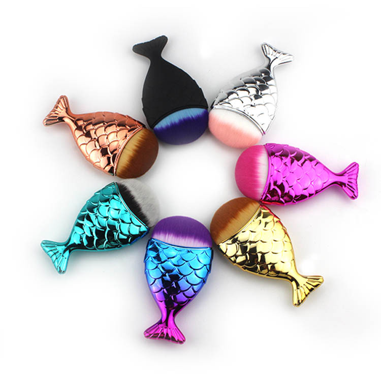 Single fishtail makeup brush, soft bristle foundation brush, mermaid brush, beauty tools wholesale, setting makeup, cross-border hot sales Item Picture