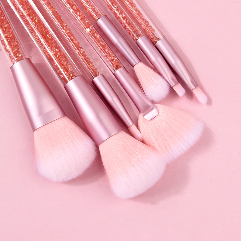 Beginner's beauty tools: 7-piece water diamond makeup brush set, soft bristle portable seven-color brush in stock, facial beauty brush Application Scenario