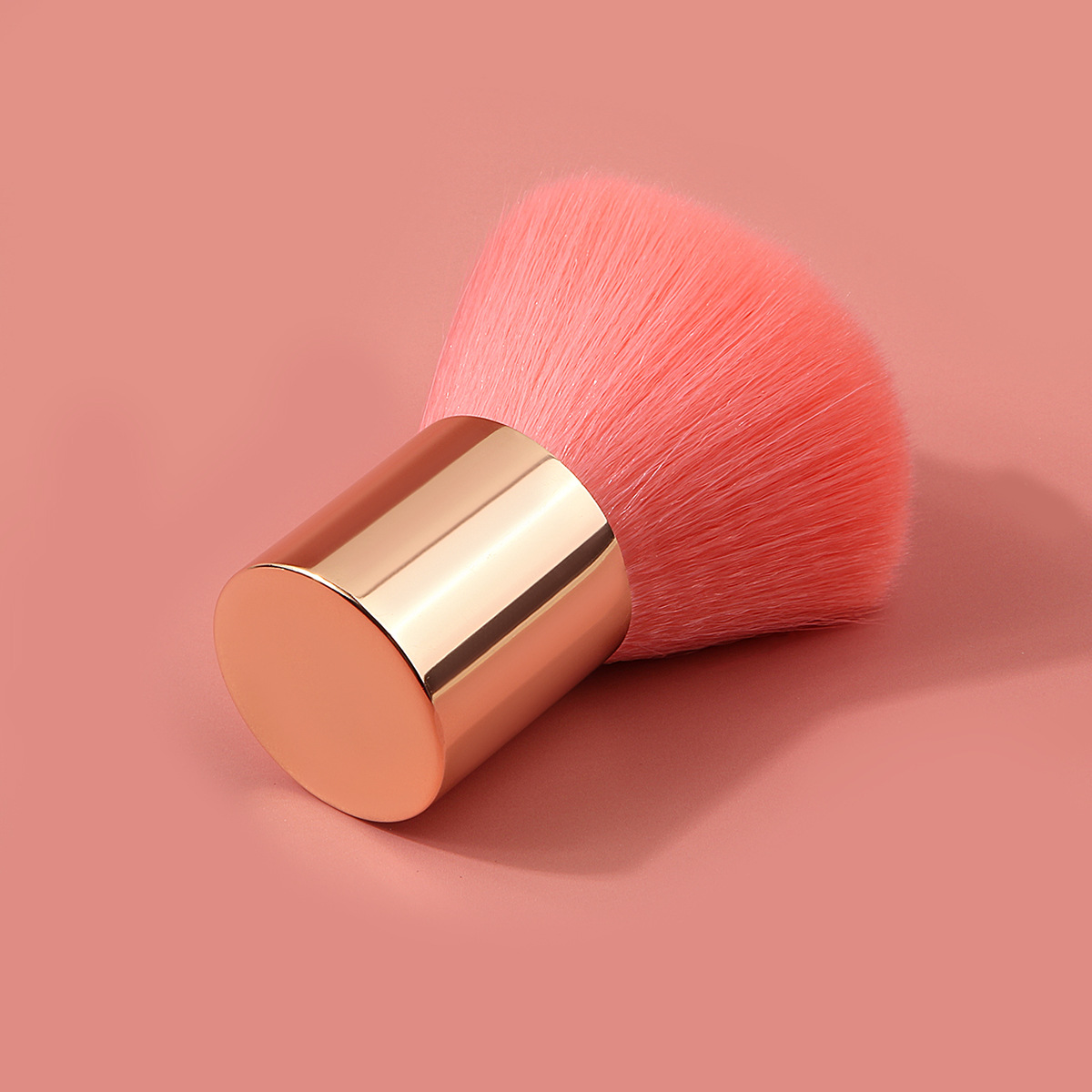 In stock: Single large blush brush, round base brush, loose brush, mushroom head setting brush, nail brush, dust brush Application Scenario