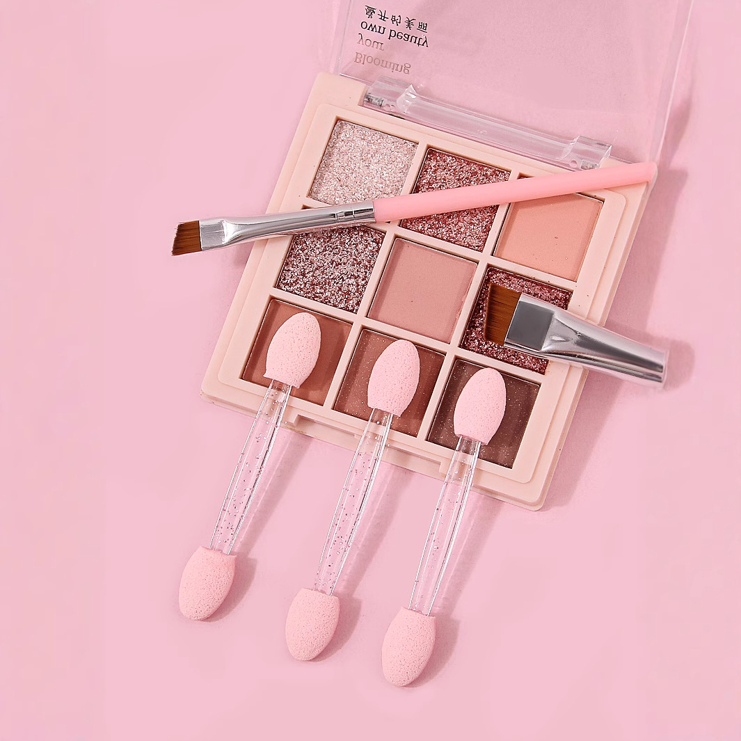 Angled eyeliner, eyebrow brush, eye brush, eyeshadow stick, double-headed crystal rod, sponge eyeshadow brush, smudging brush, factory direct sale Application Scenario
