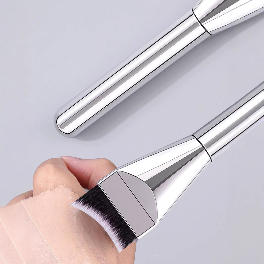 Crescent-shaped foundation brush, mask brush, bionic fiber bristles that do not consume powder, special beauty tools for makeup artists, supplied by the manufacturer Application Scenario