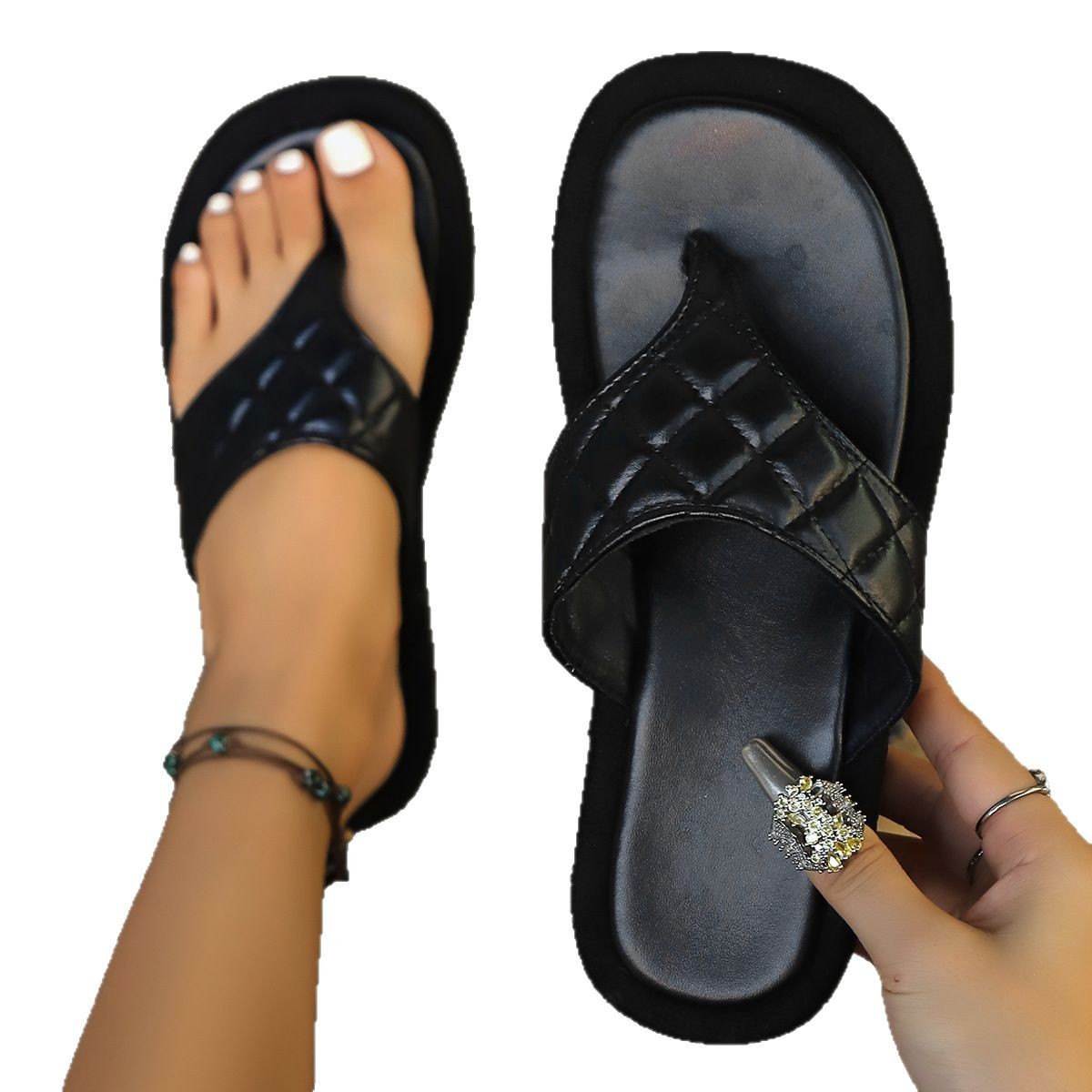 Thick-soled flip-flops for women 2025 summer new European and American export large size casual thick-soled flip-flops slippers Item Picture