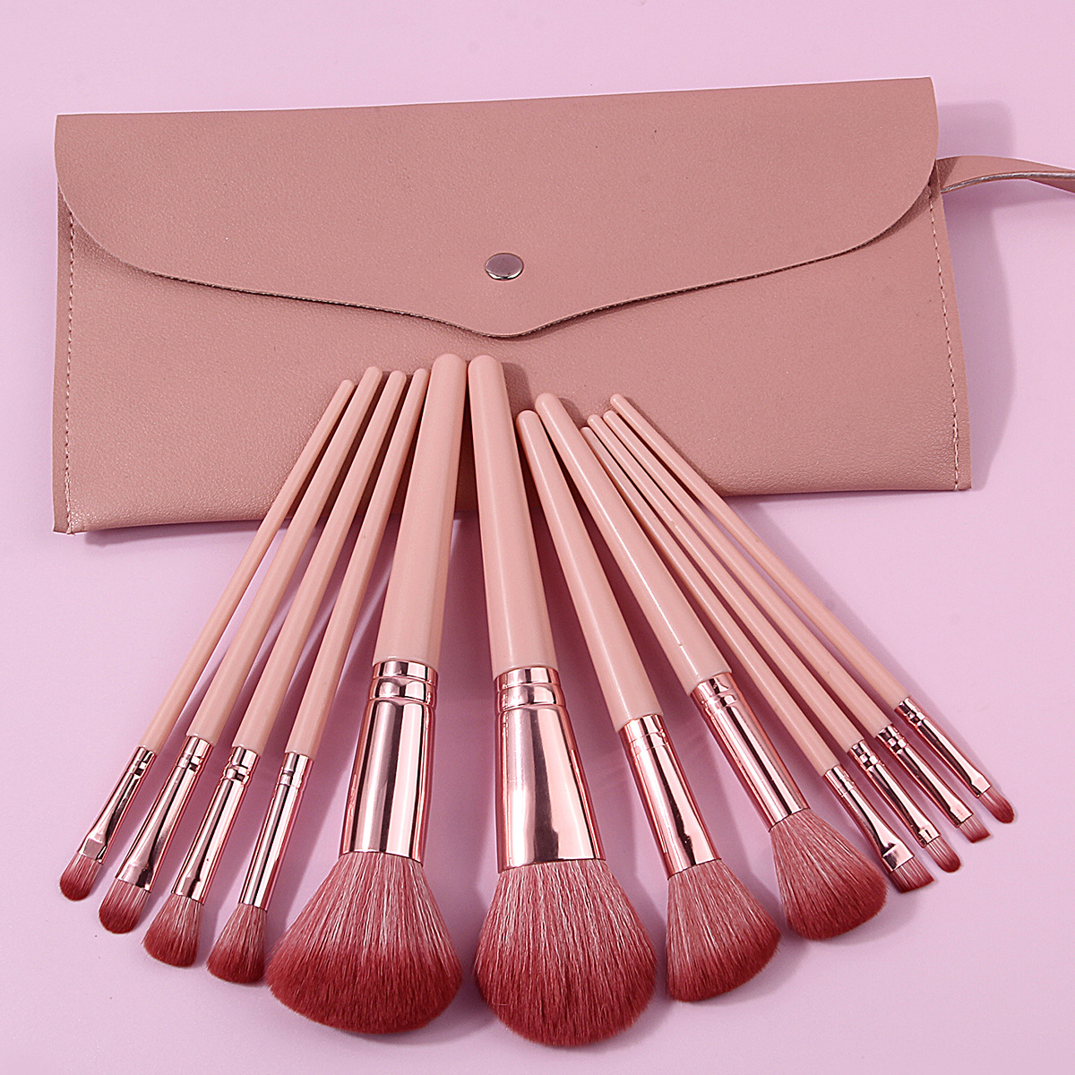 Beginner's 12-piece pink makeup brush set, pink storage bag, complete facial beauty tools, makeup brushes details Picture