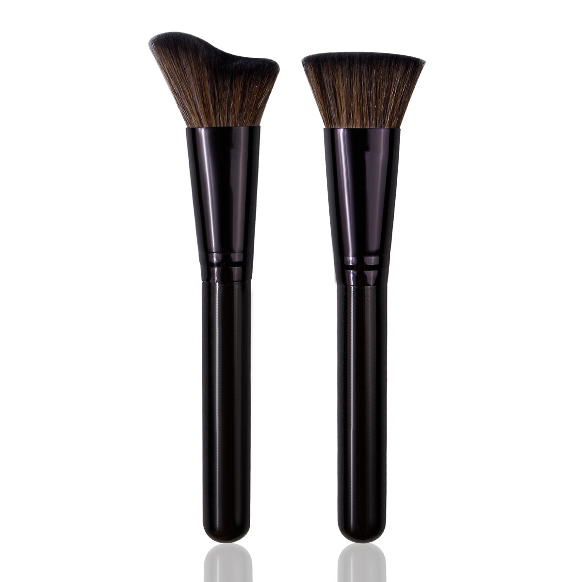 High-end wooden-handled makeup loose brush contouring brush, soft and non-shedding facial makeup setting brush, honey brush in stock Item Picture