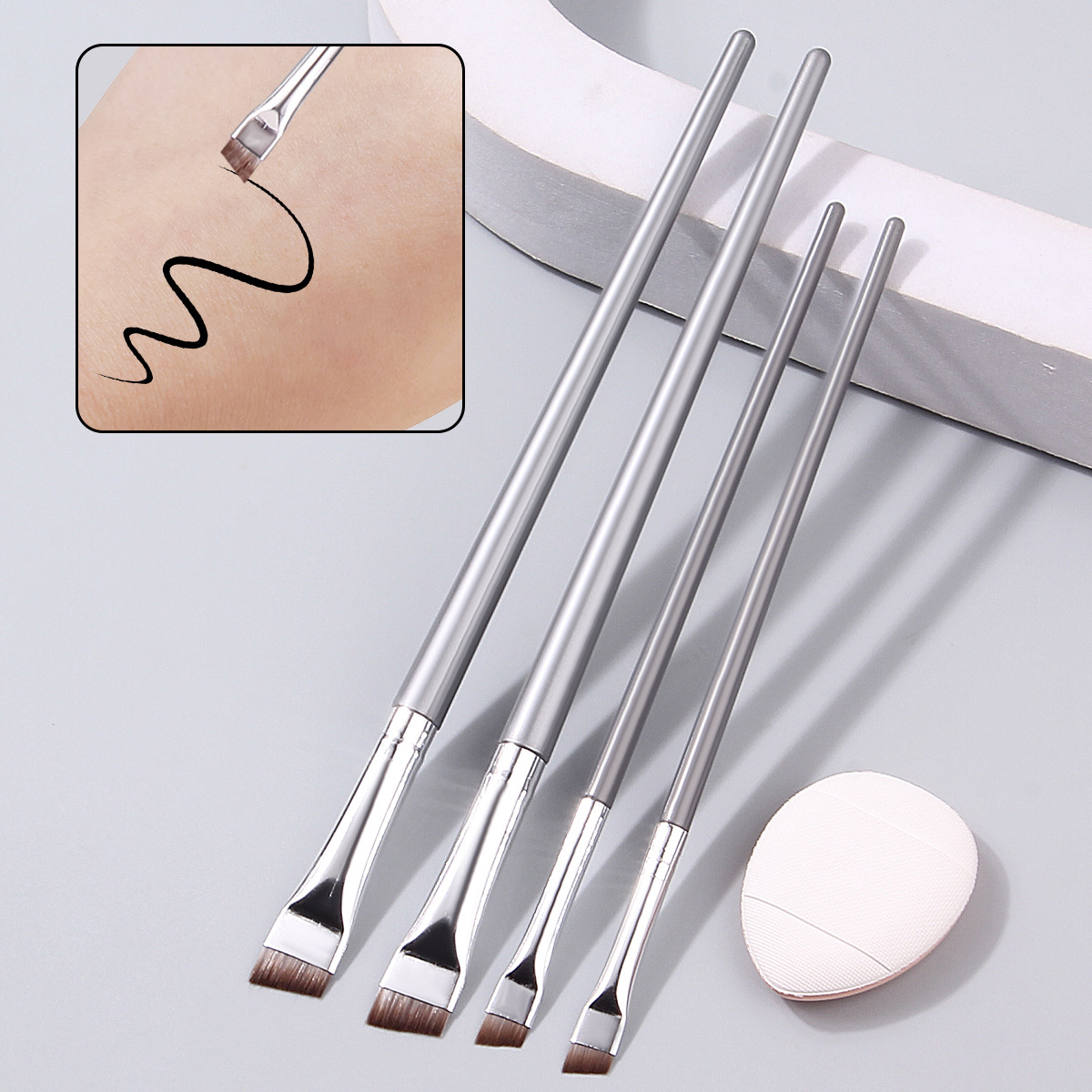 4 Fine blade eyeliner brushes, flat and slanted eyebrow brushes, under-eye brush, eye makeup brush, mini air cushion thumb powder puff full figure