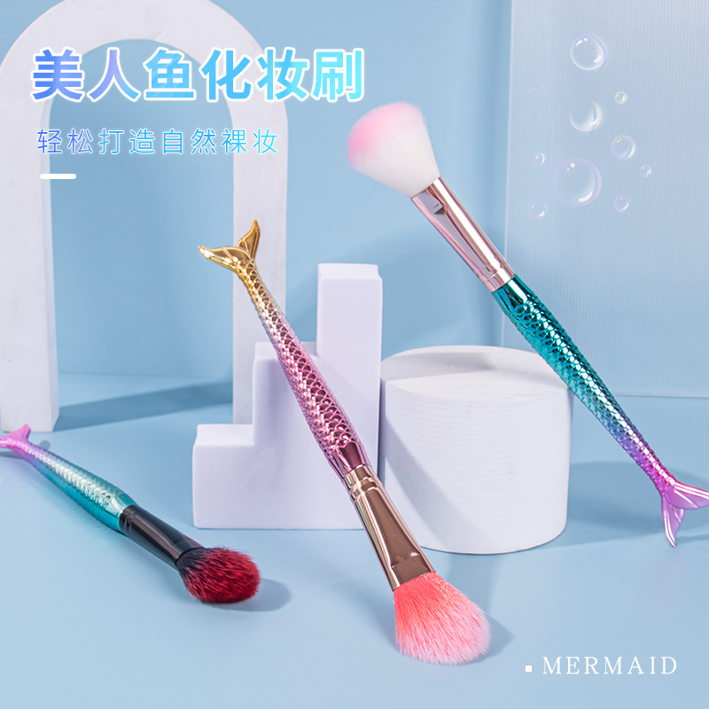 Single mermaid makeup brush, creative cartoon blush brush, beginner setting honey brush, portable beauty tool full figure