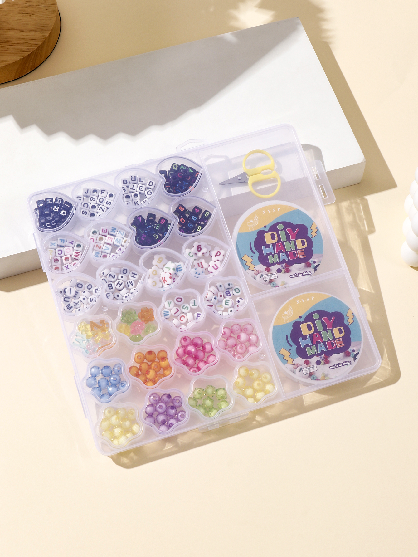 Cross-border beaded toy necklace bracelet, children's beaded stringing, girls' diy handmade set box 2 details Picture