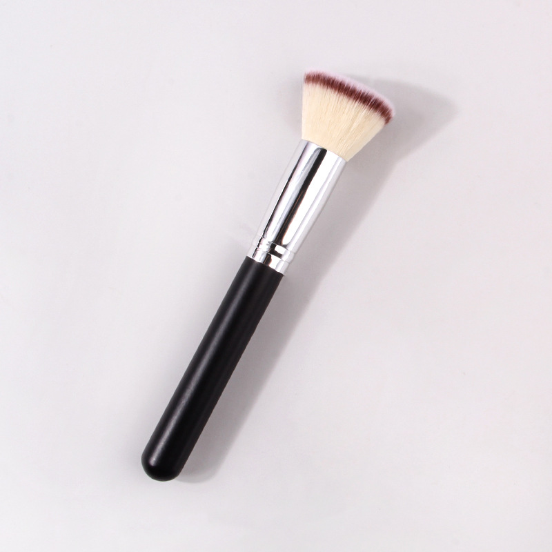 Single flat-head foundation brush, portable makeup brush manufacturer, wooden handle makeup brush, beauty tools in stock wholesale Specification drawing