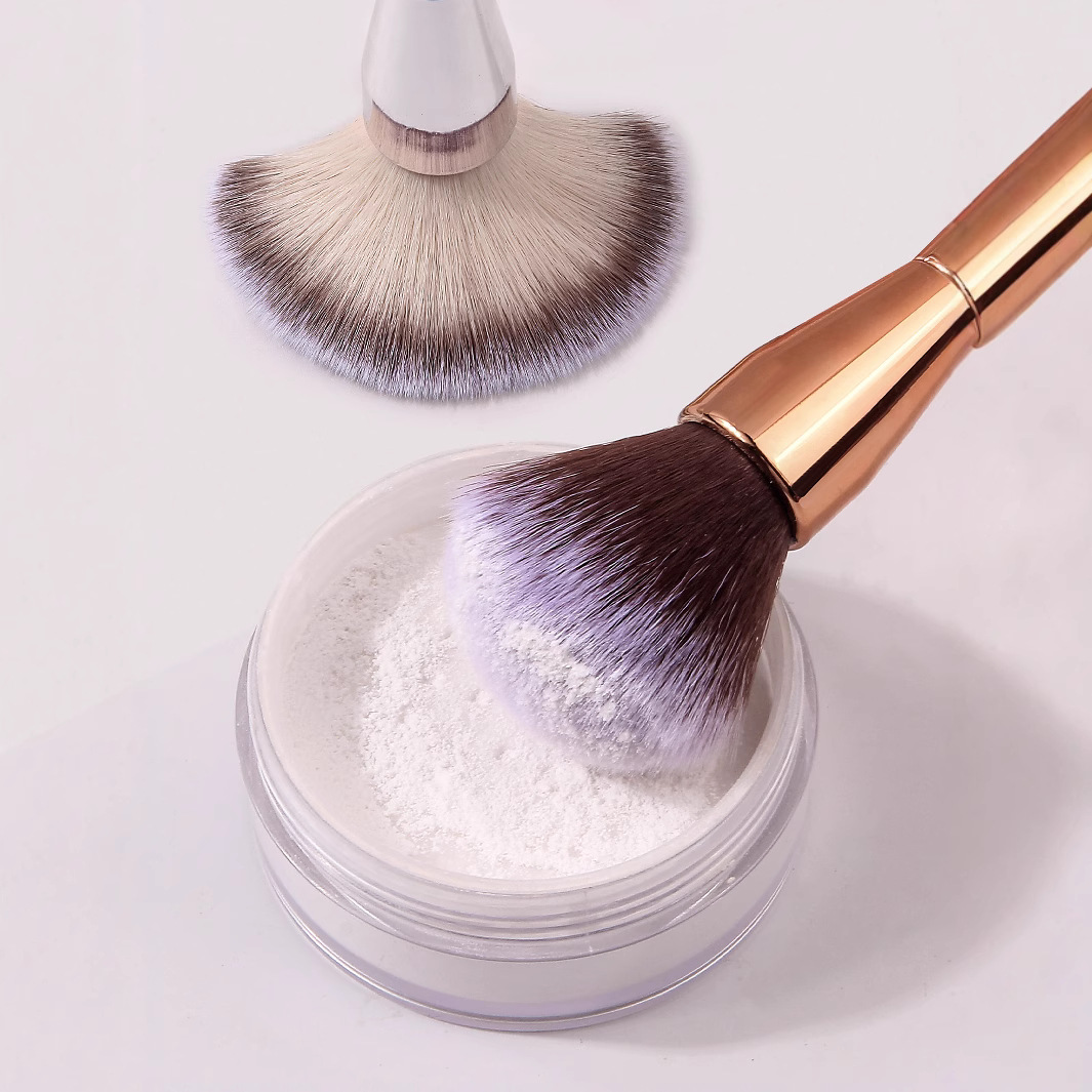 Single large loose brush, full face honey brush, beginner's makeup tool, soft bristles, fiber bristles, blush brush wholesale Specification drawing