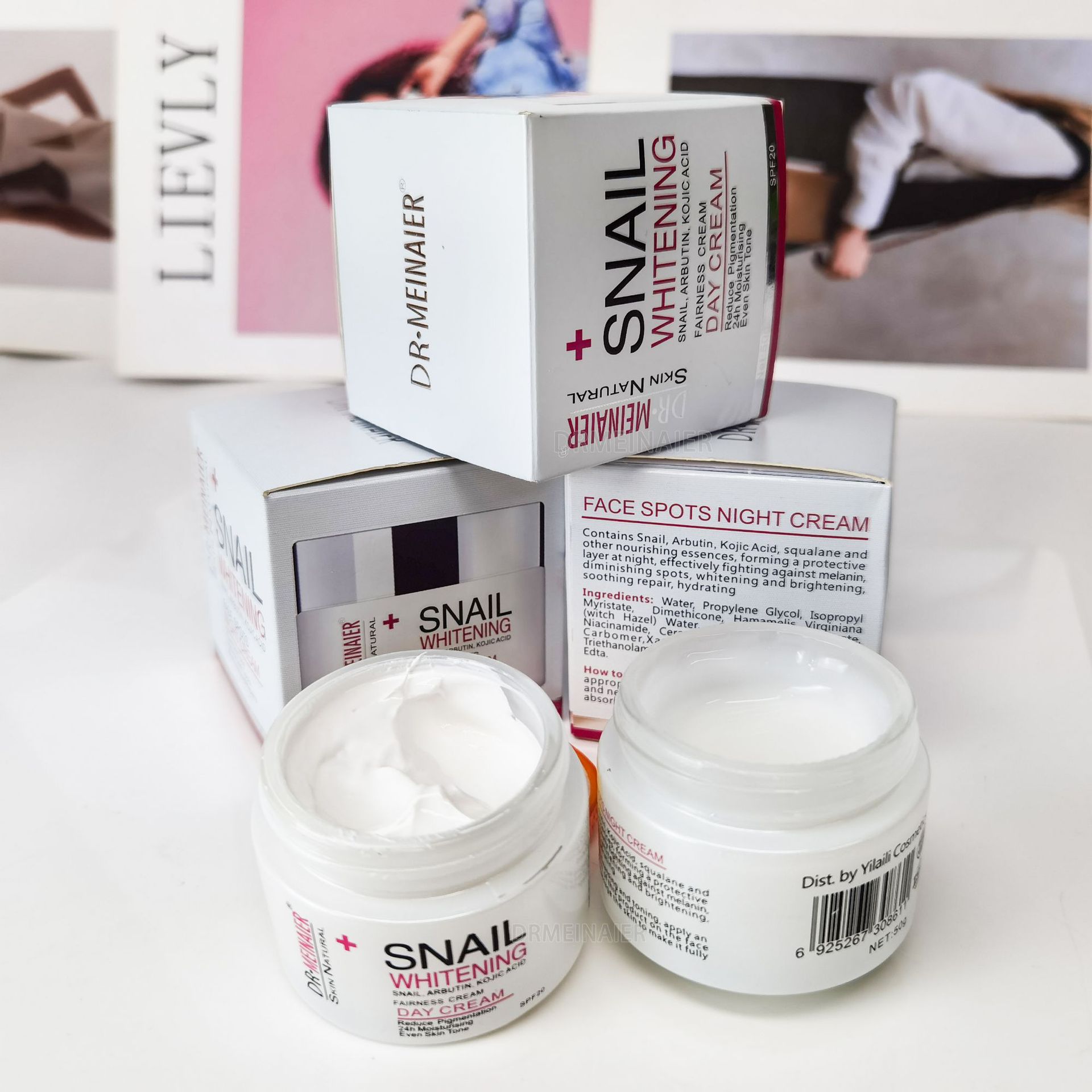 Cross-border exclusive Snail Moisturizing Cream for reducing fine lines, Firming Cream, and Double Moisturizing Brightening Essence Cream for export wholesale Application Scenario