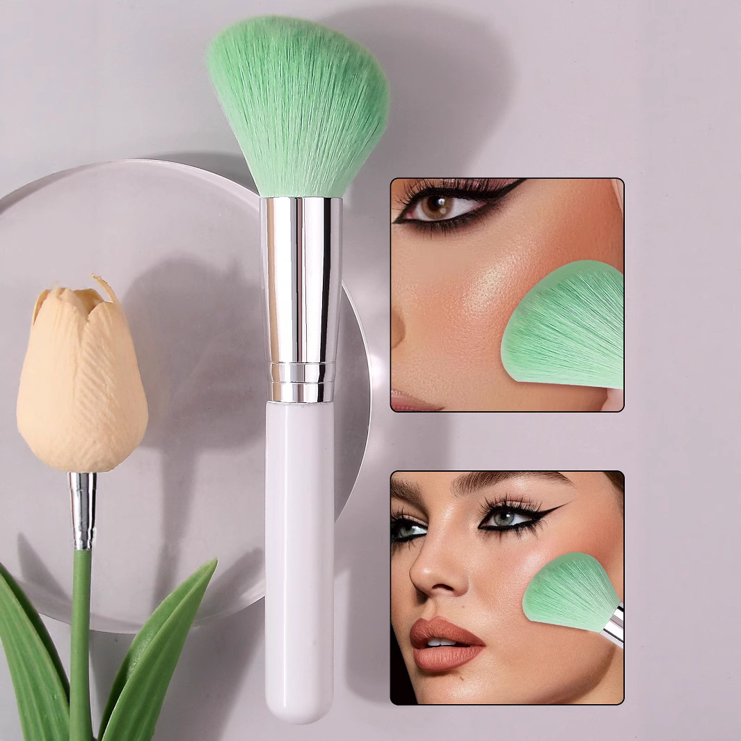 Factory direct sales of new white wooden-handled contouring brushes, soft bristles, beauty tools, contouring makeup brushes wholesale Specification drawing