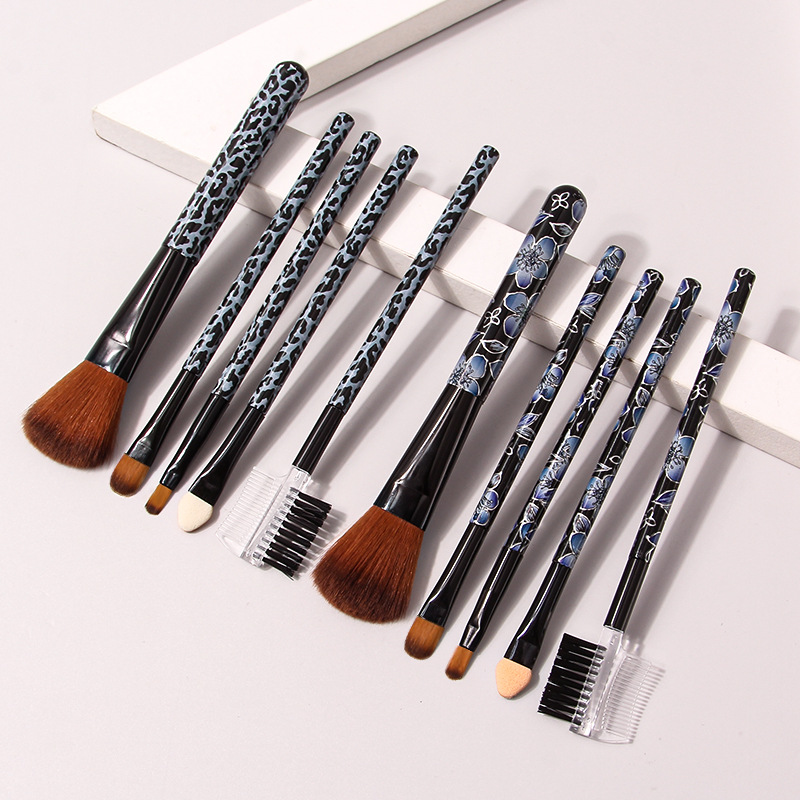 Exquisite 5-piece leopard print makeup set refresh model in stock, facial beauty tools, mini portable makeup brush set Specification drawing