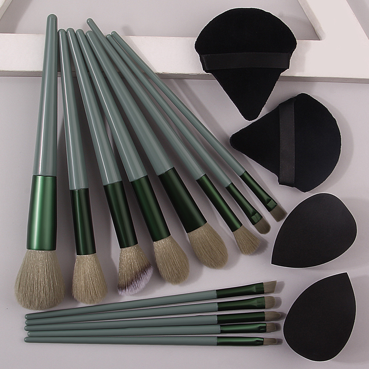 13 Sijiqing makeup brush Set: Loose powder, blush, eyeshadow, concealer brush, Super Soft sponge, powder puff, Beauty egg Specification drawing
